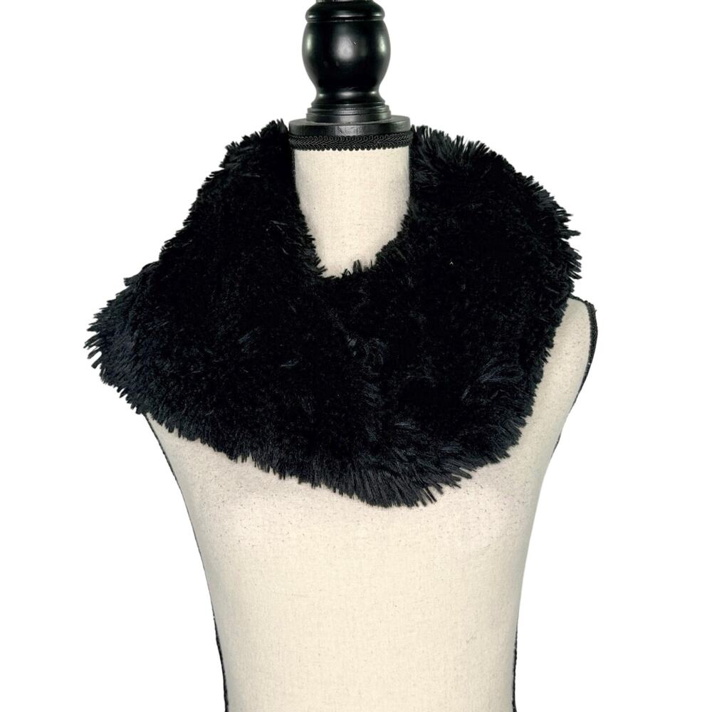 Ivy Jane Infinity Scarf Black OS NEW Faux Fur Cozy Warm Outdoor